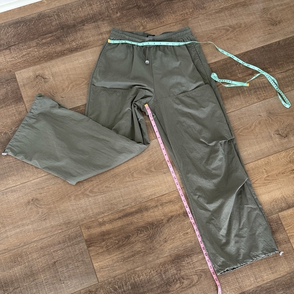 Zara Womens Dark Olive Cargo Pants S - Picture 2 of 6